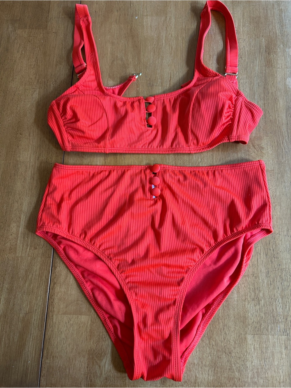 Retro Ribbed High-Waist Bikini Set in Bright Red
